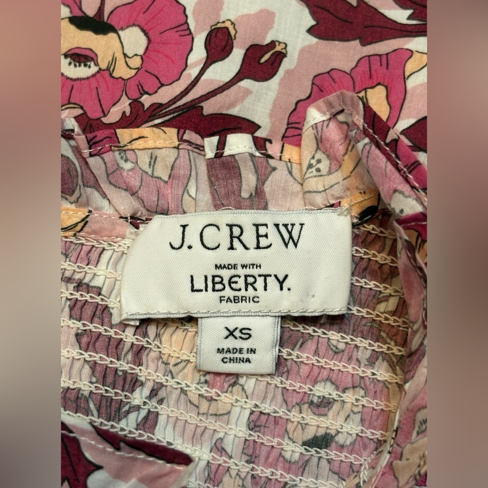 J. Crew Liberty Fabric Pink Floral Smocked Long Sleeve Top Button Back XS - Picture 6 of 11